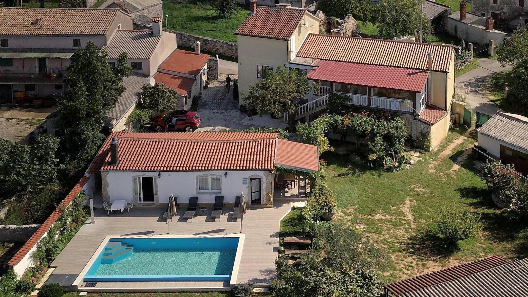 Apartments Faris Канфанар Экстерьер фото
