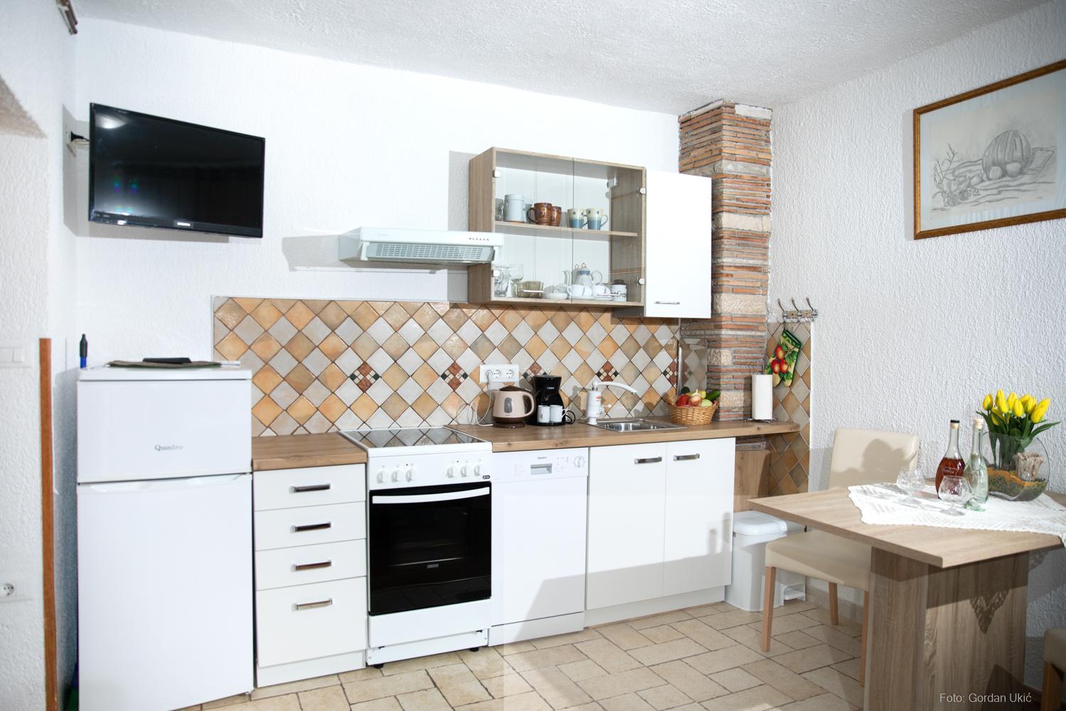 Apartments Faris Канфанар Экстерьер фото