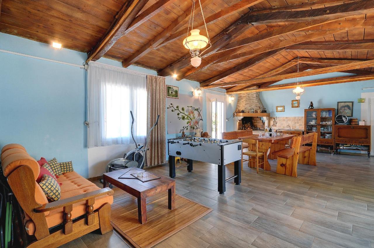 Apartments Faris Канфанар Экстерьер фото